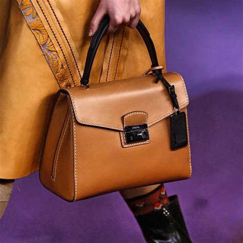 collezione prada 2015 borse|borse prada outlet online.